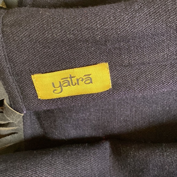 Navy wool elegant oversized wrap scarf with navy faux suede fringe trim 80 x 30 - Picture 9 of 10